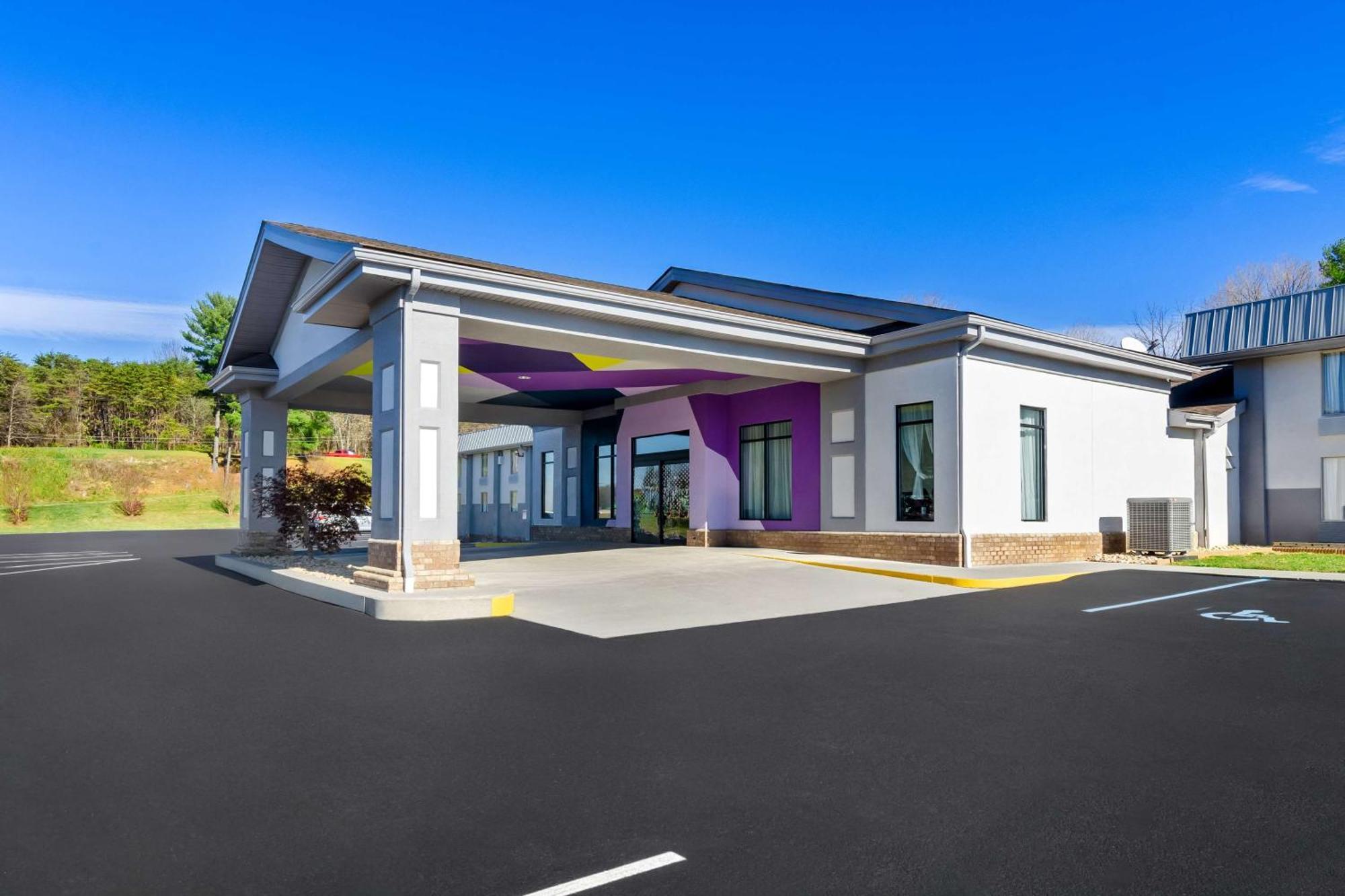 Spark By Hilton Daleville Roanoke North Exterior foto